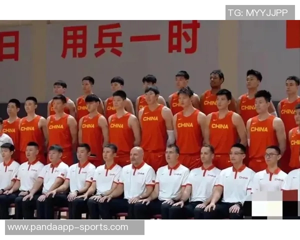 现代篮球阵容配置的重要性男篮首发阵容展现强大实力