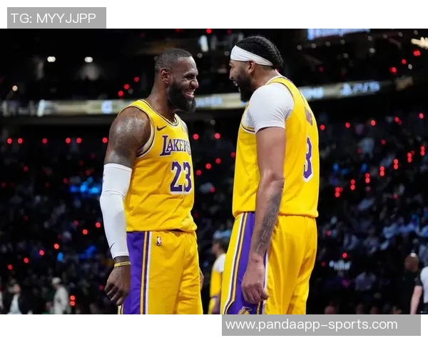 浓眉半场表现抢眼19分钟内高效砍下17分助球队争胜